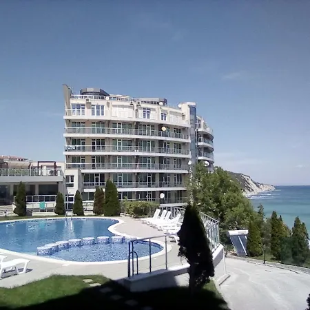 Silver B16 بايالا