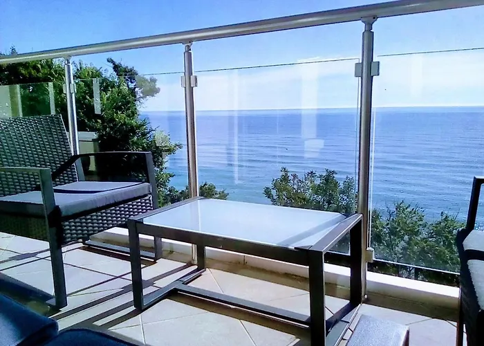 Silver B16 アパート ビャラ