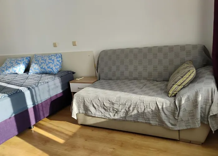 アパート Silver B16 ビャラ